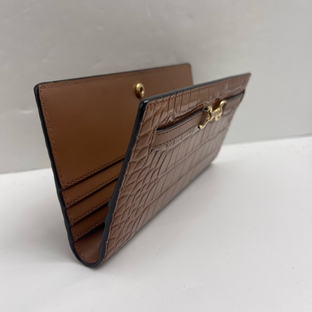MICHAEL KORS Carson Large Crocodile Embossed Bifold Snap Wallet
Luggage
NWT - Picture 13 of 16